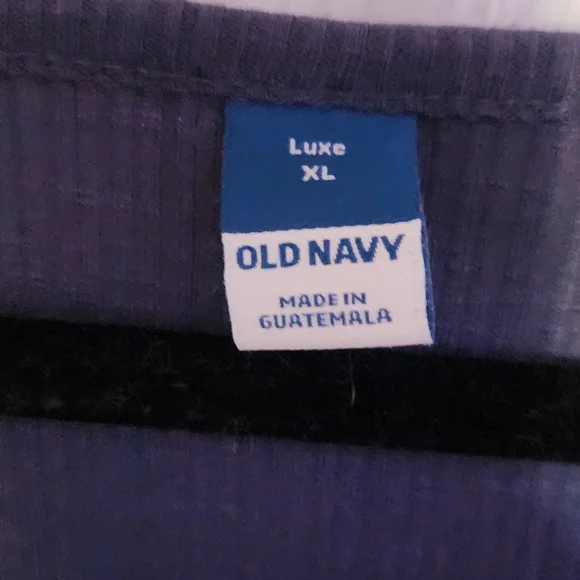 Old Navy Women's Short Sleeve V-Neck Tee - Navy - Picture 3 of 3